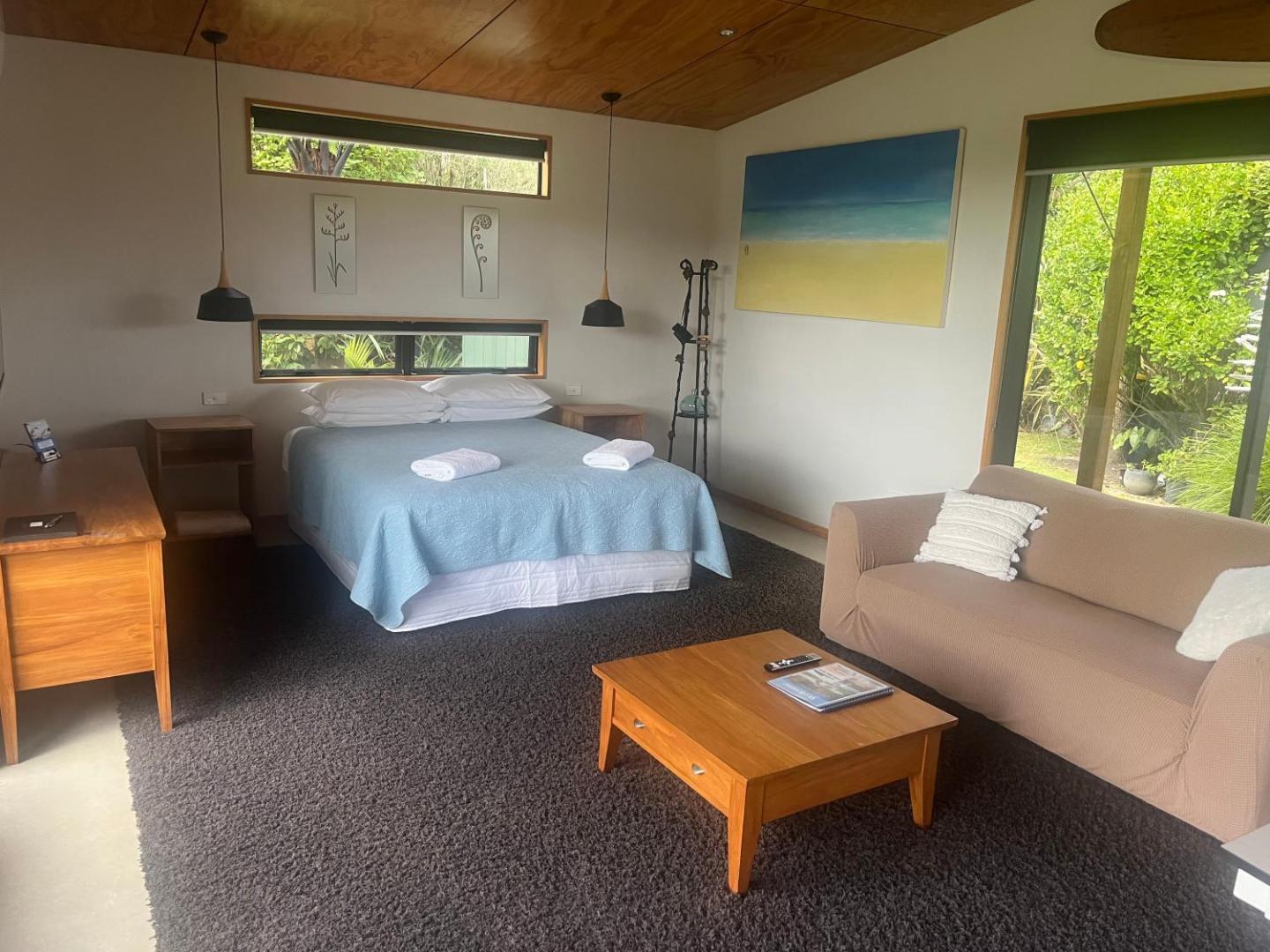 Out The Bay - Guest House At The Beach 4