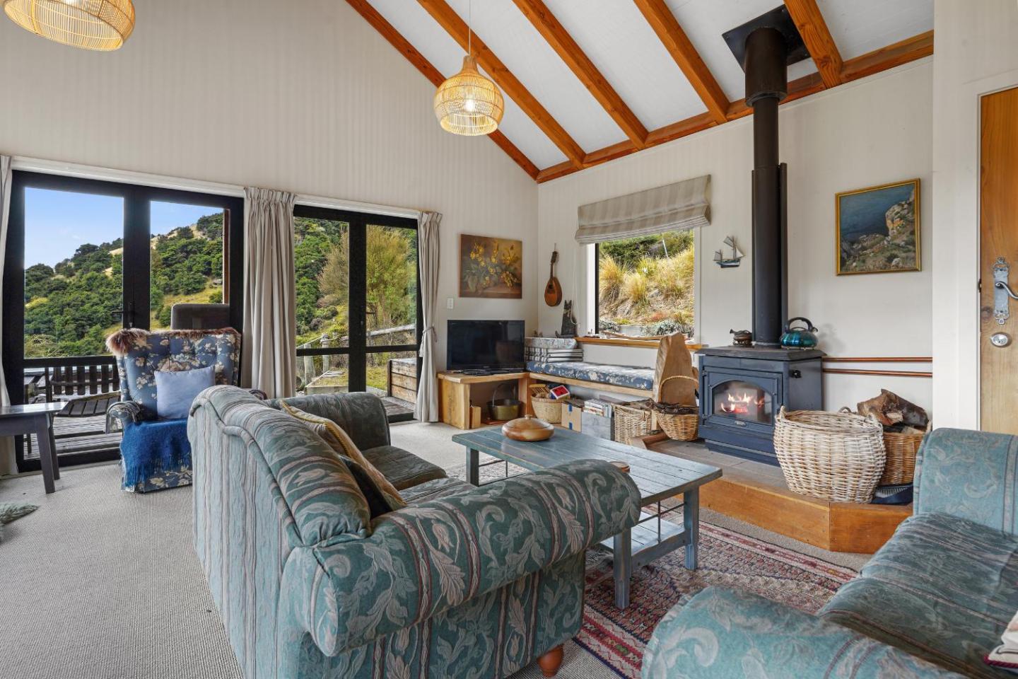 Karearea Cottage - Rural Retreat Purau 4