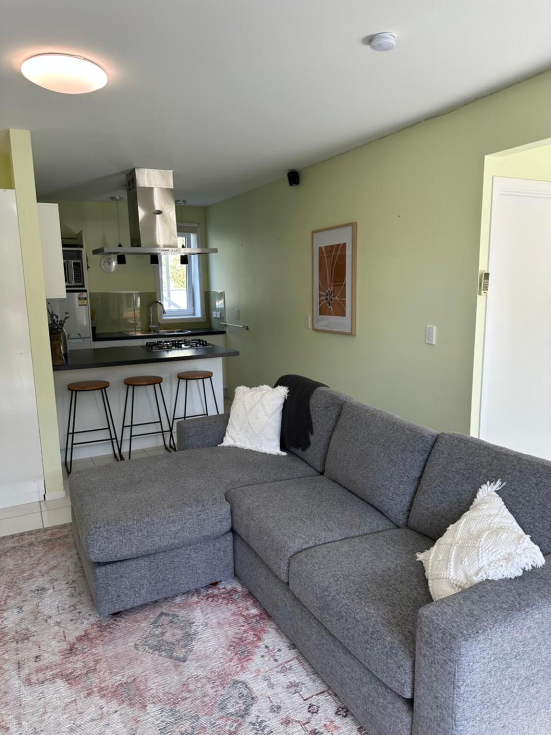 Kent Apartment 2