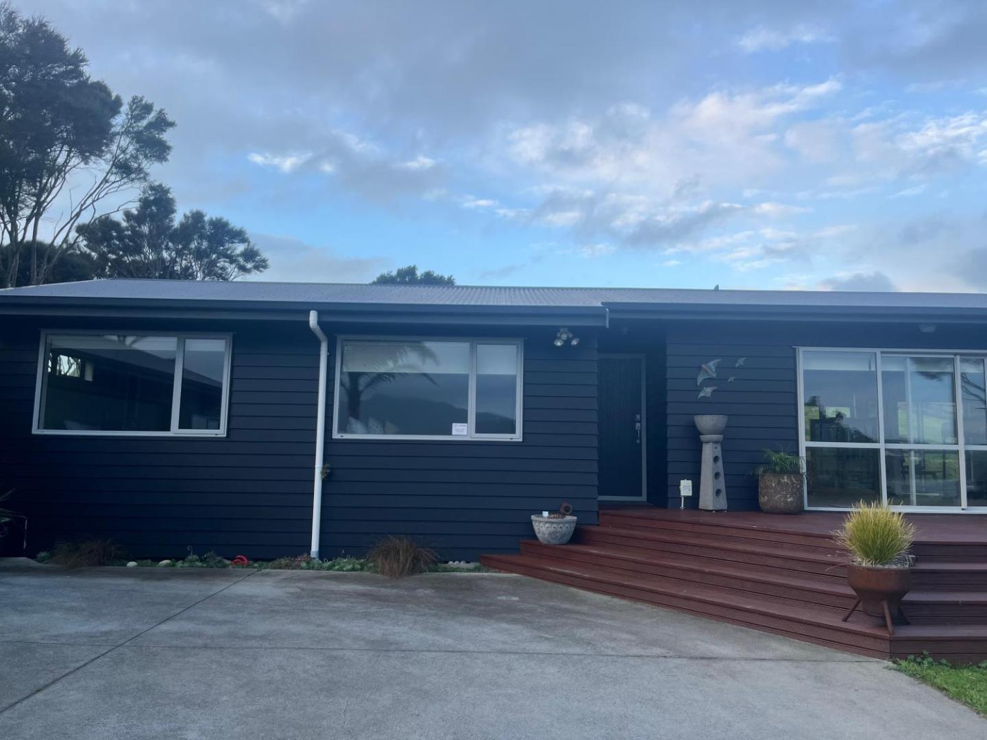 Raglan - Fully Self Contained 1 Bedroom 1