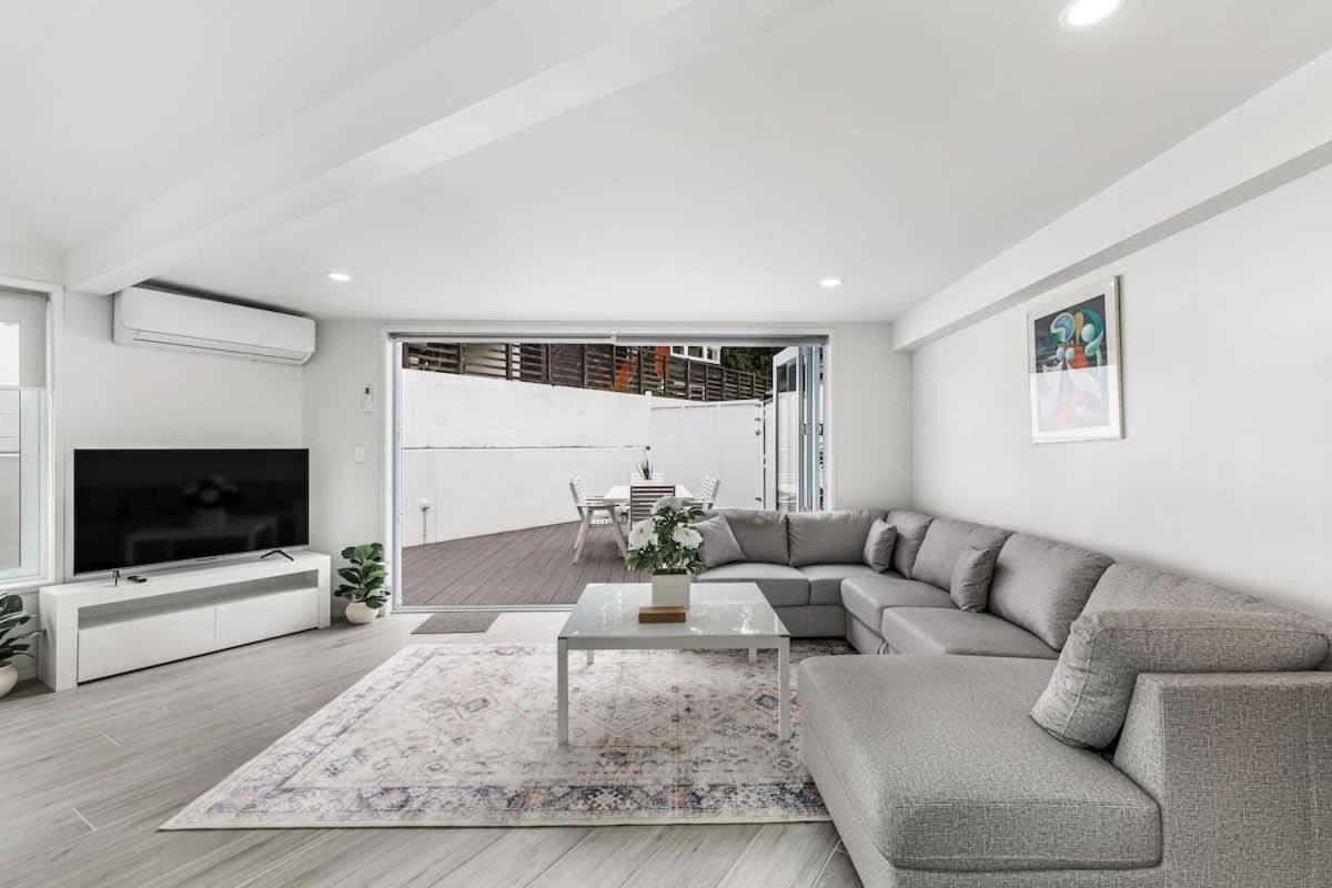 Upscale And Brand New 3br In Remuera By Zodiak Stays 1