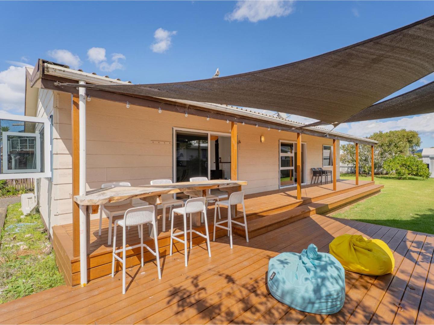 Seaside Retreat - Whitianga Holiday Home 3