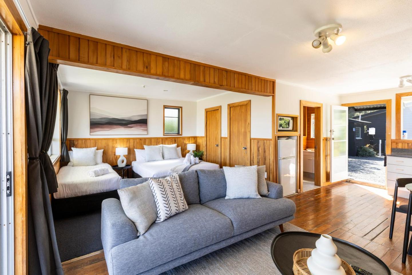 Punakaiki Beachfront Motels 2
