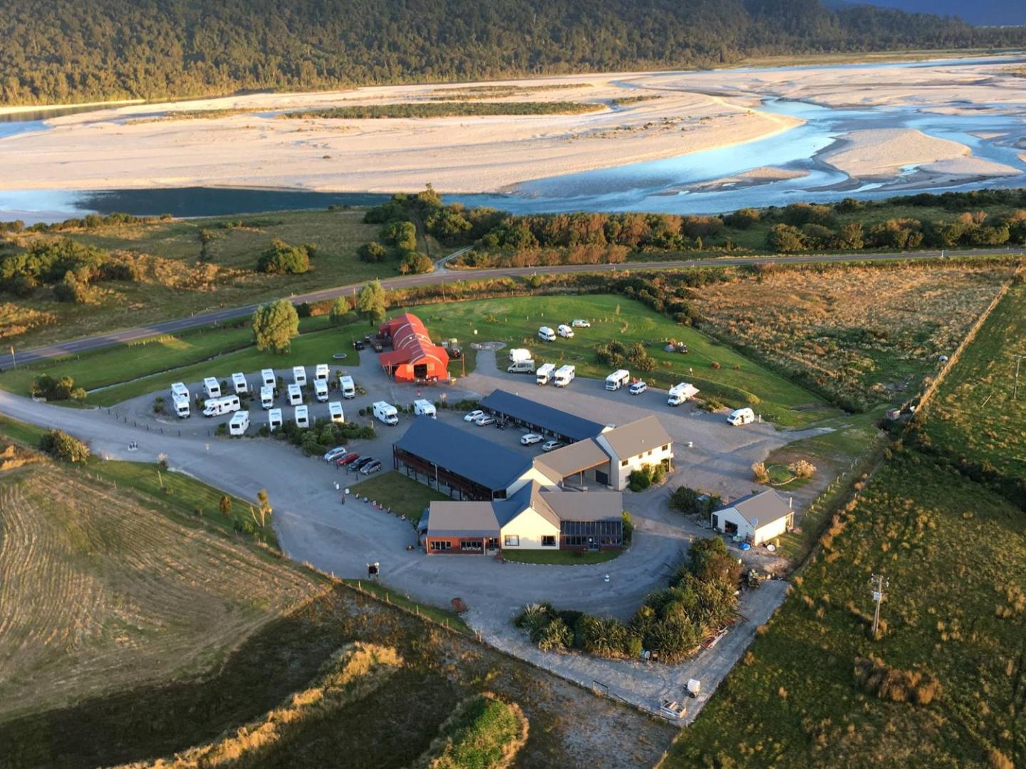 Haast River Motels & Holiday Park 1