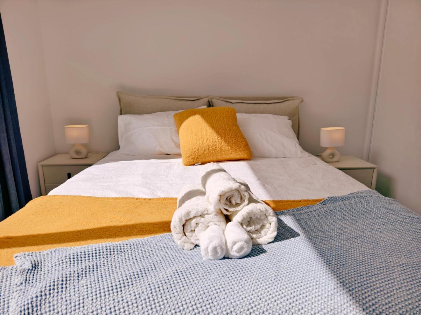 Walk To Stadium Cbd 2br 2bath Free Reserved Parking - Jjhome 5