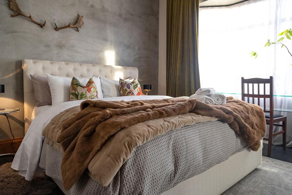 Drifting Sands Beachfront Retreat 2