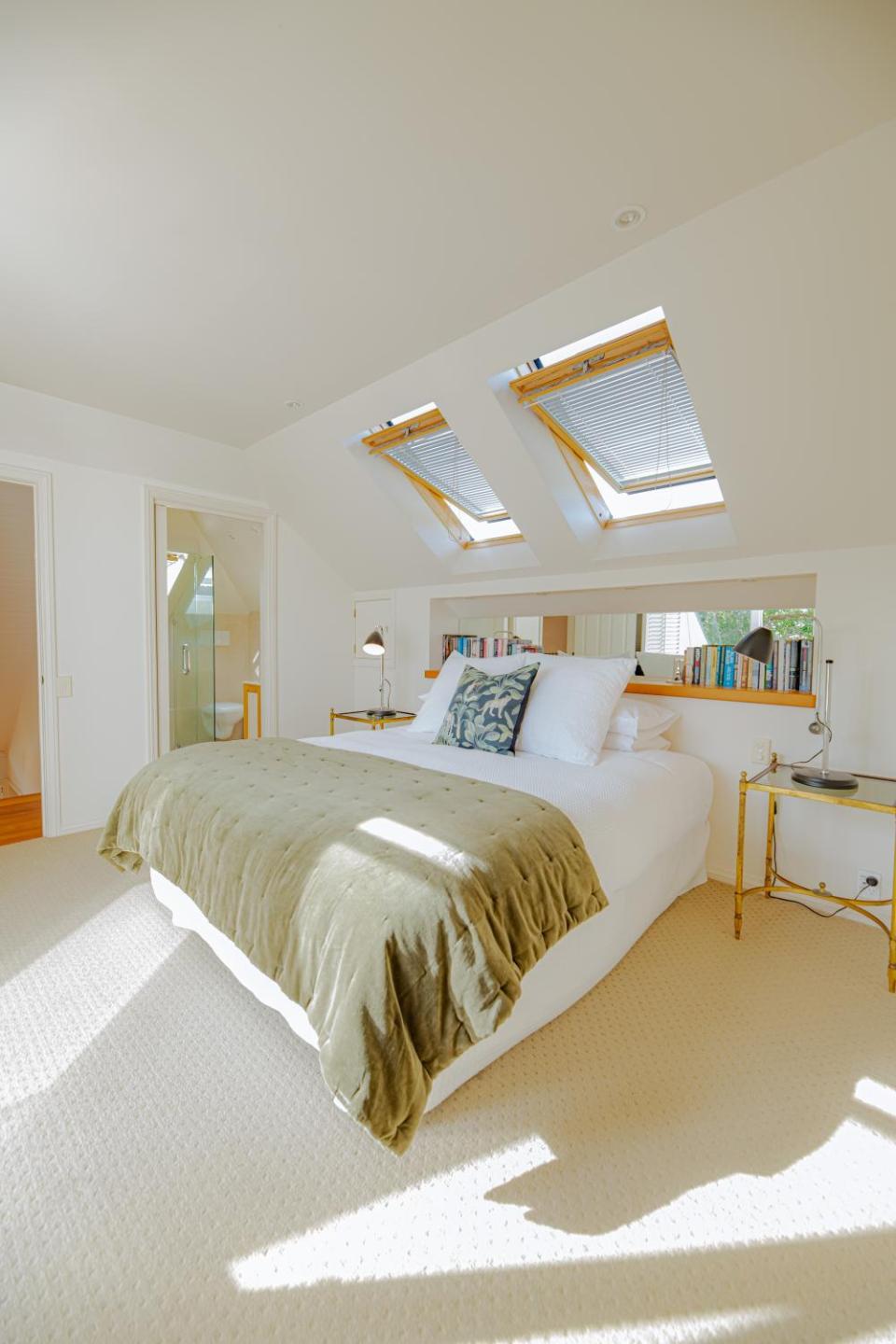 Russell Wharf House - Strand Apartment 3