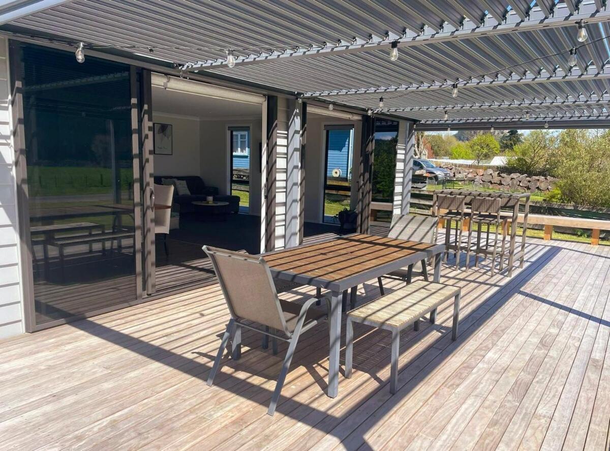 New 4 Bedroom House To Yourself, Sleep 12, Wifi, Full Air Conditioning 3