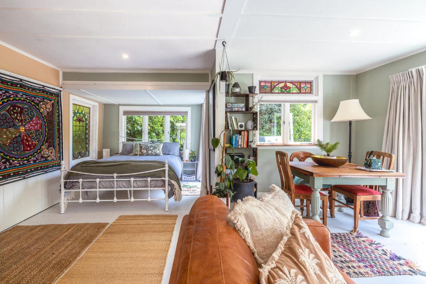 Hillside Hideaway 3