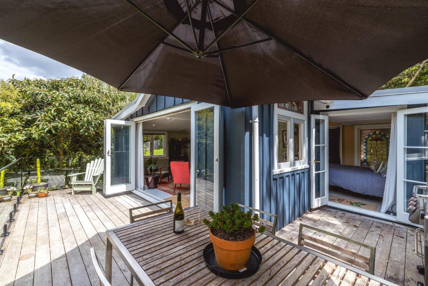 Hillside Hideaway 5