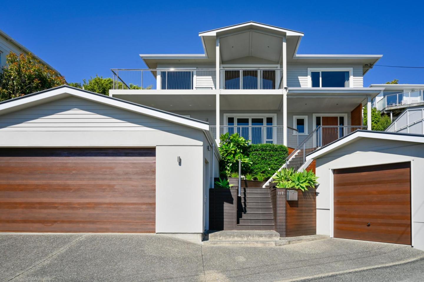 Seascape Villa - Nelson Waterfront Home 5