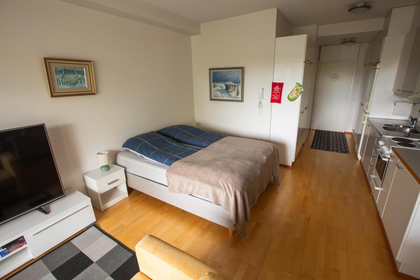 Lil Haven Cozy Studio With Sauna, Glassed Balcony And Free Parking 2