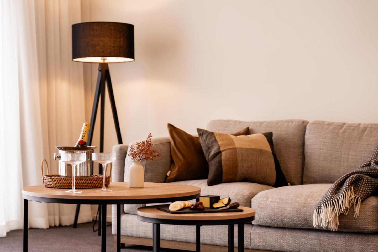 Bellamy Station - Luxury On The Clutha Gold Trail 3