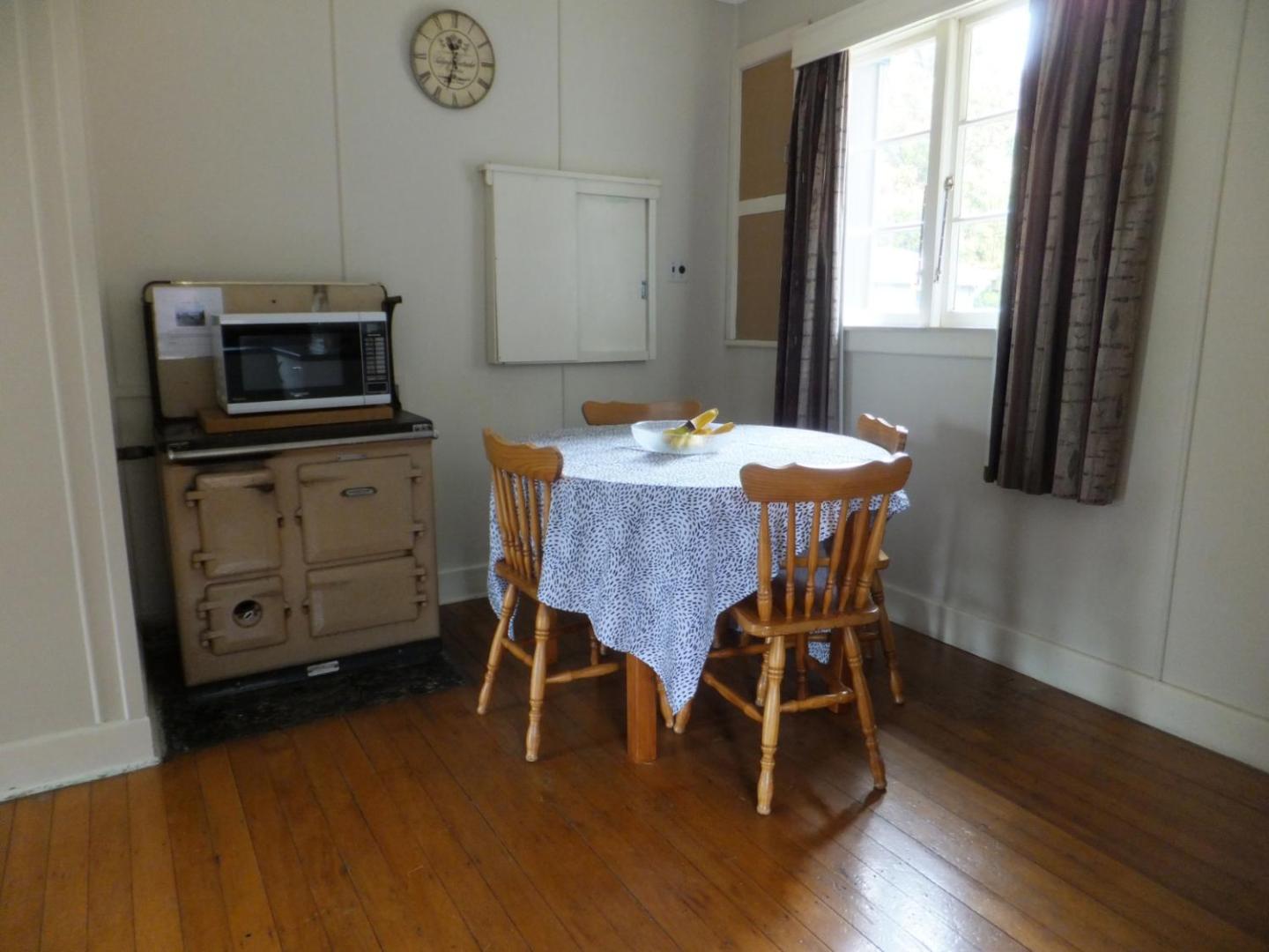 29 Jollies Pass Road 3