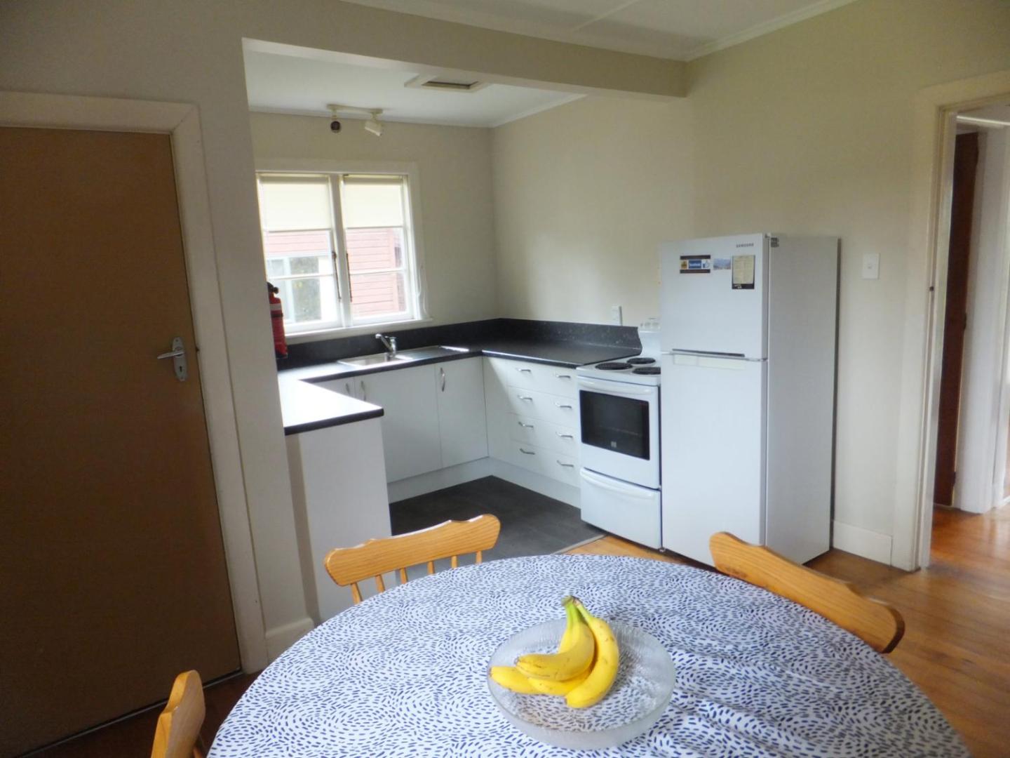 29 Jollies Pass Road 4