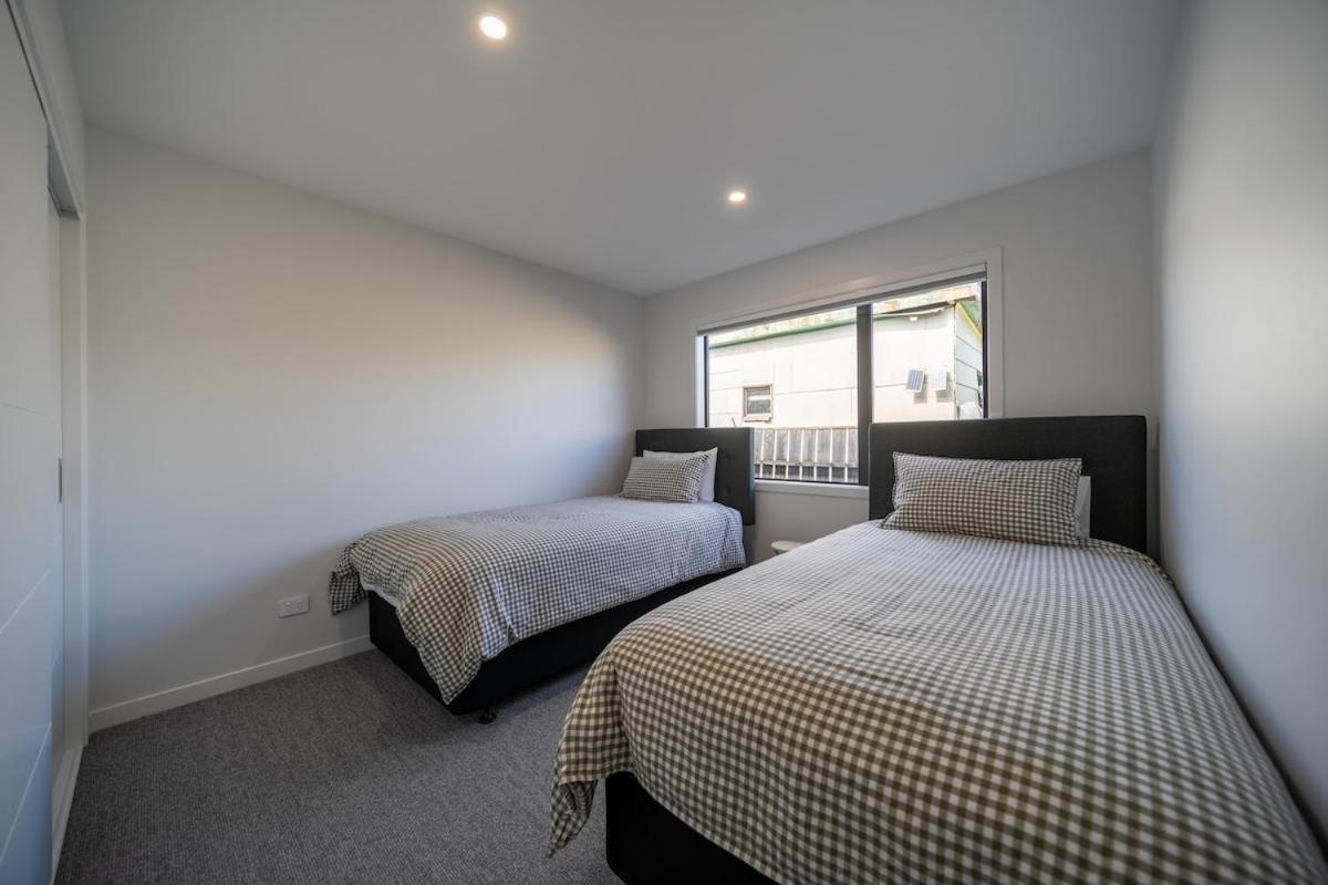Te Anau Lake Escape 5