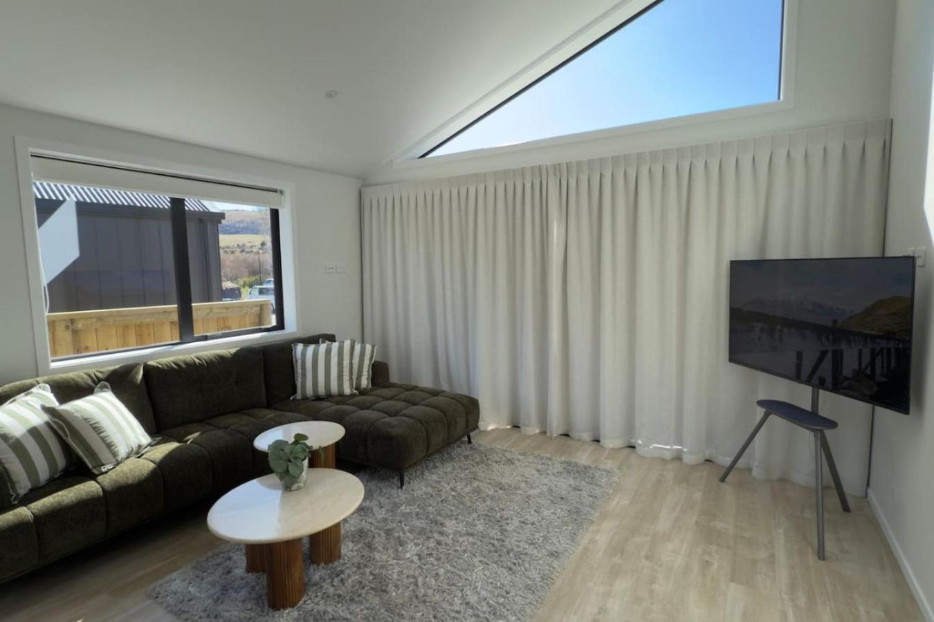 Wakatipu Whispers - 7-nights Stay Saving 2