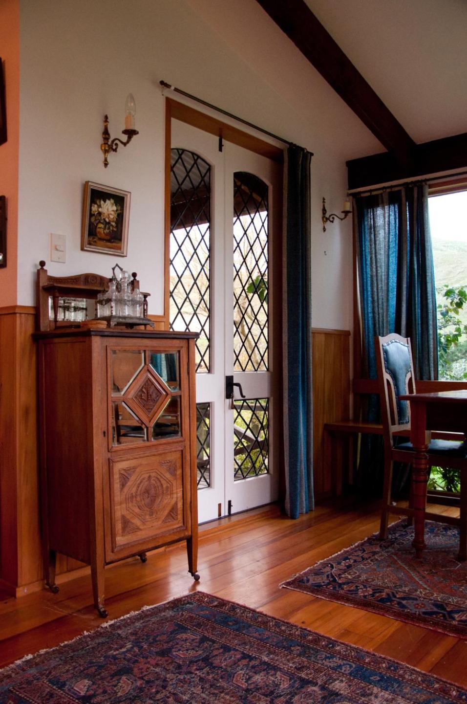 The Cottage 5