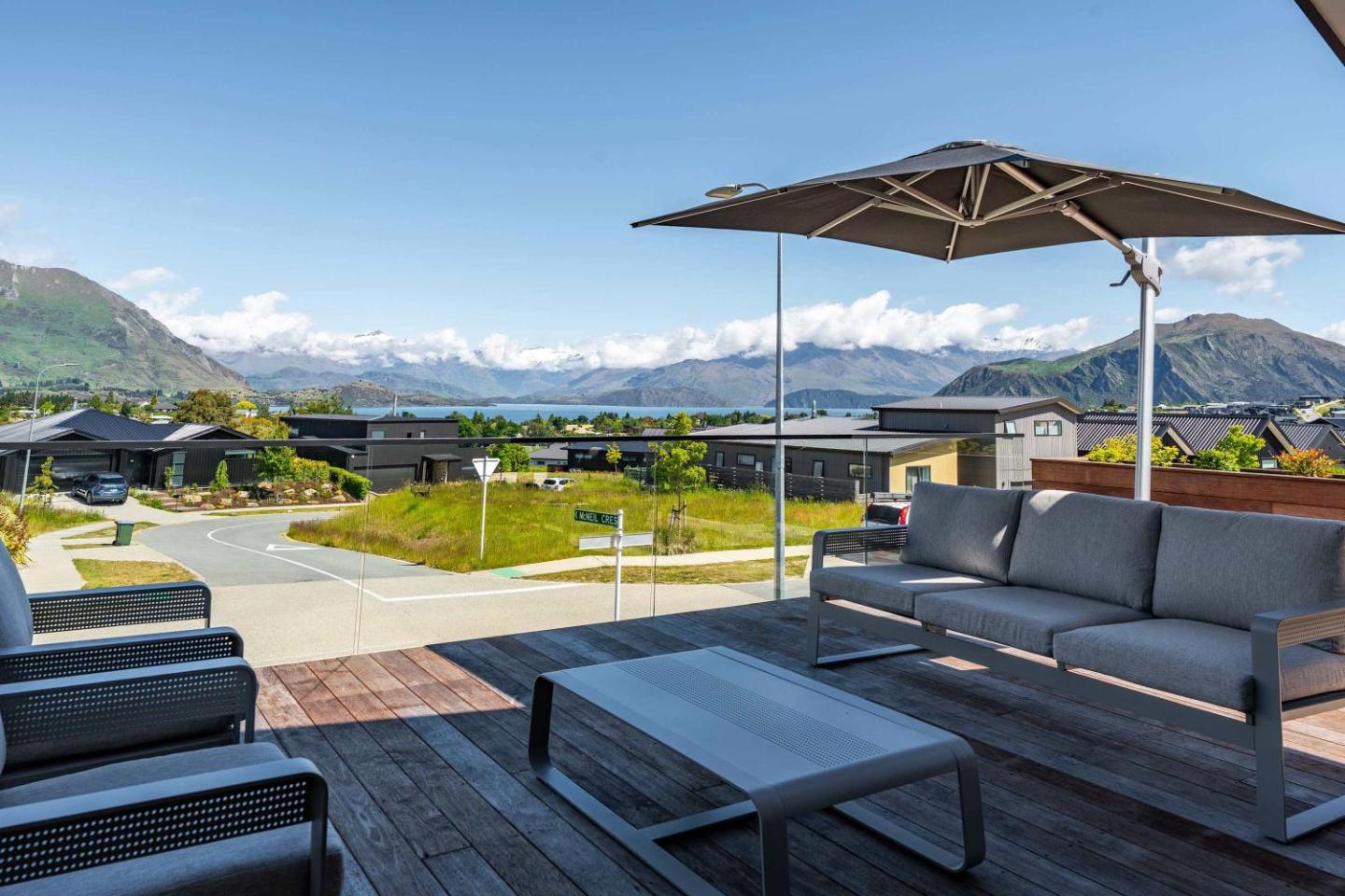 Mountainlight Escape - With Lake And Alpine Views 4