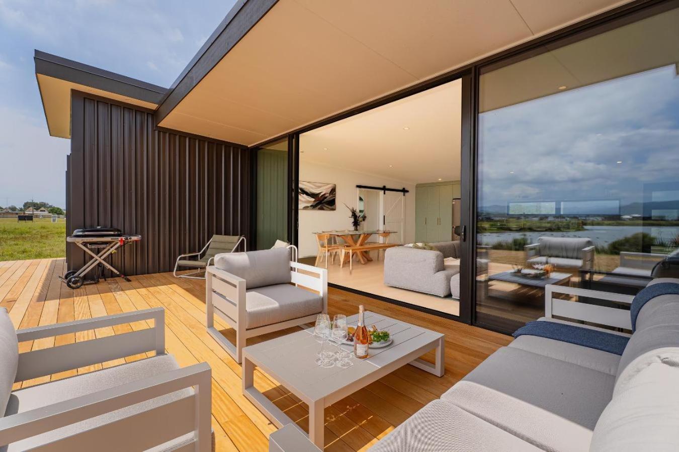 Lakeside Retreat Matarangi 2