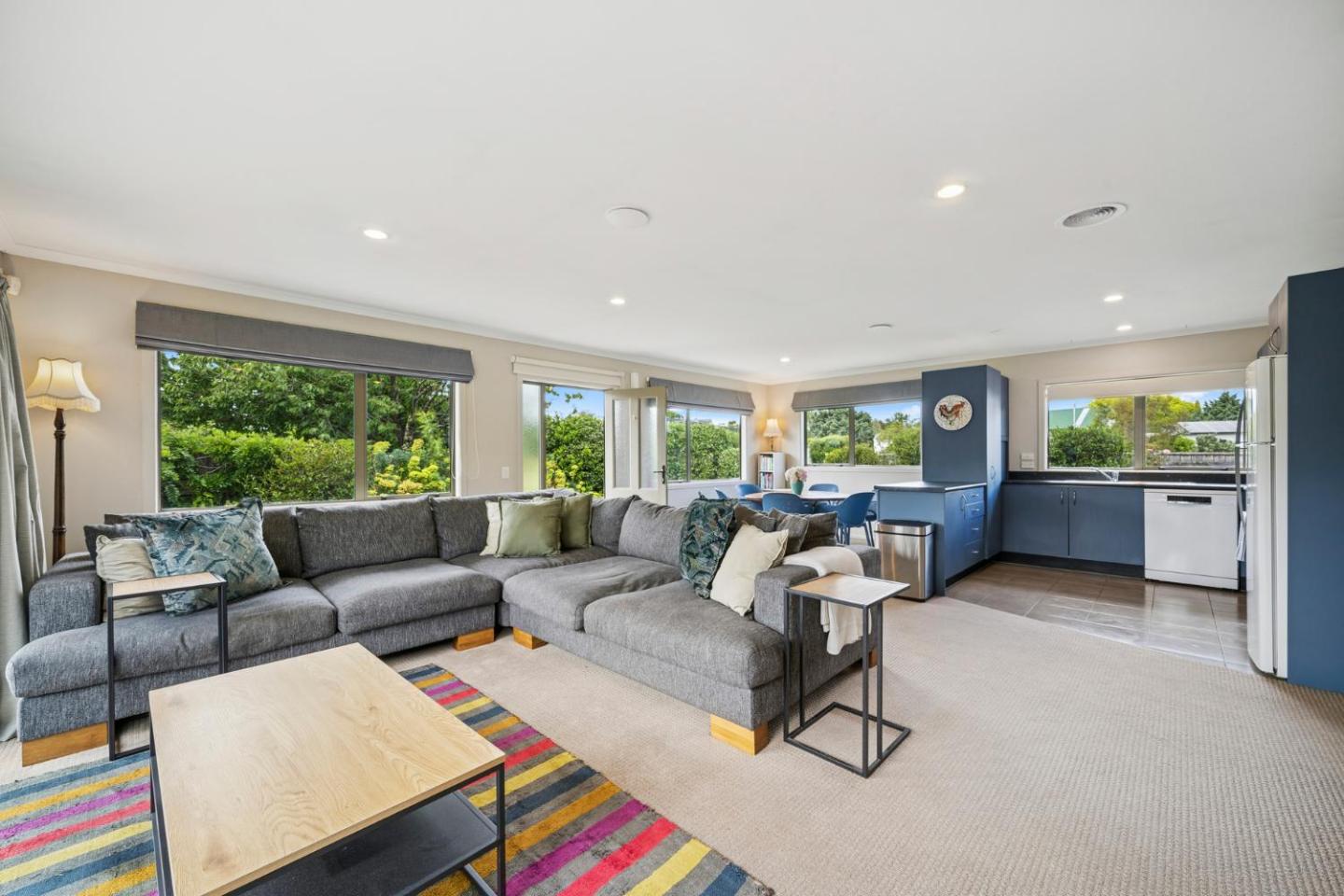 Sackville Sunshine - Martinborough Holiday Home 5