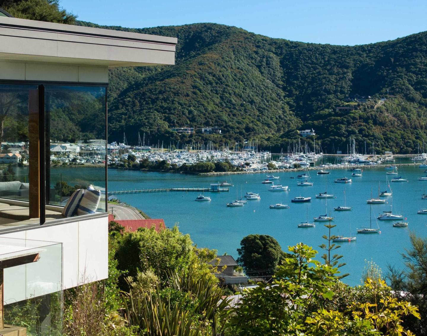 Relax & Enjoy The Waikawa Bay Views 2