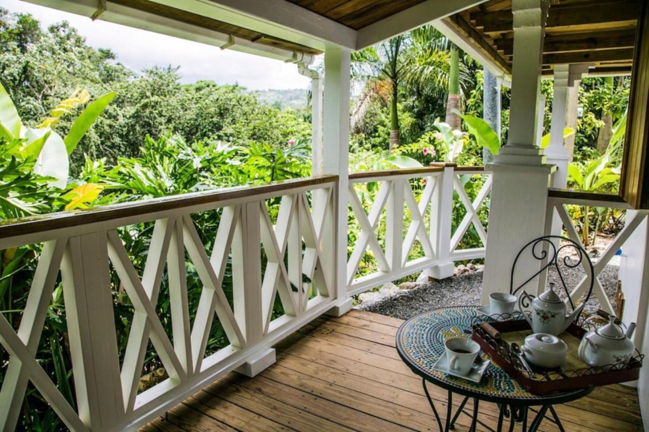 Casa 2 huéspedes, con jardín