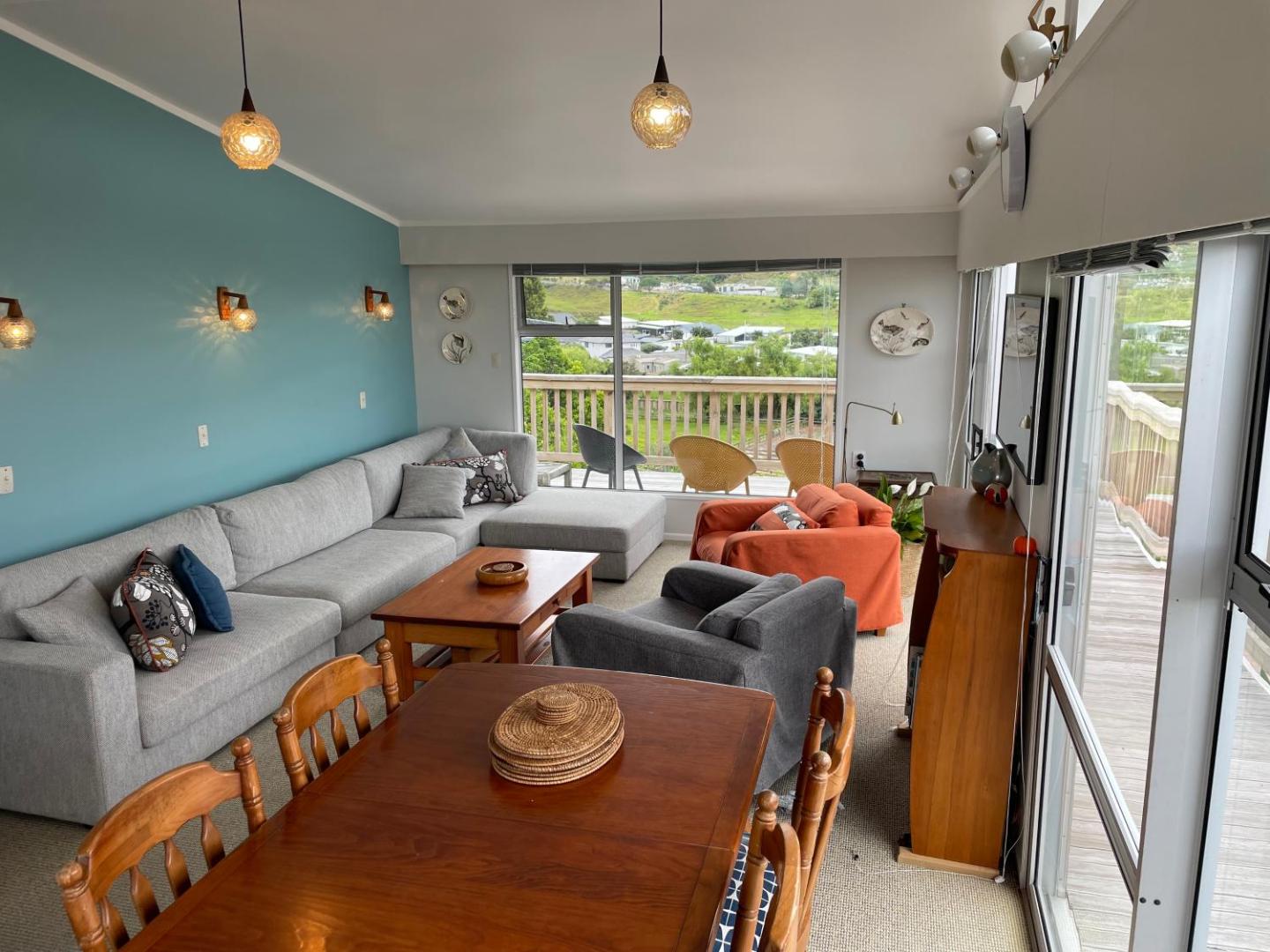 Relax And Rewind At Waihi Beach With Oberon Bach 3