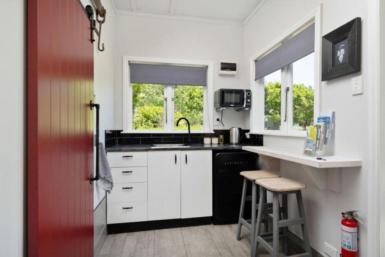 Birch Hill Cottage In Wairau Valley 3