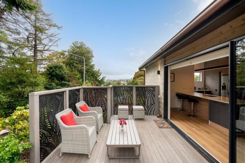 Private Luxury Townhouse Close To Central City 4