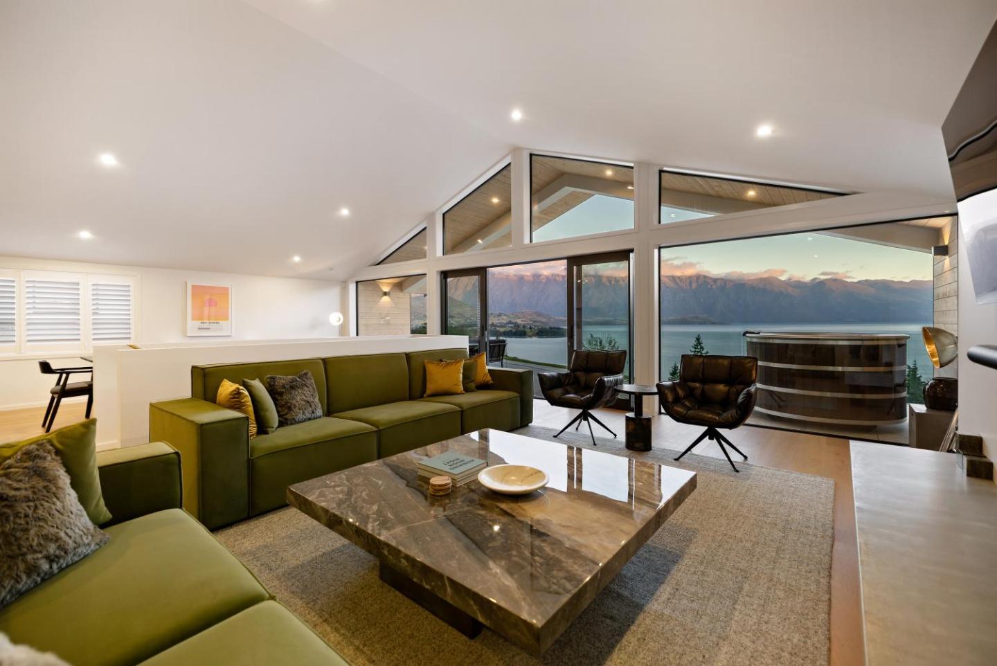 Brand New Luxury Villa - Aspen View - Hot Tub 3