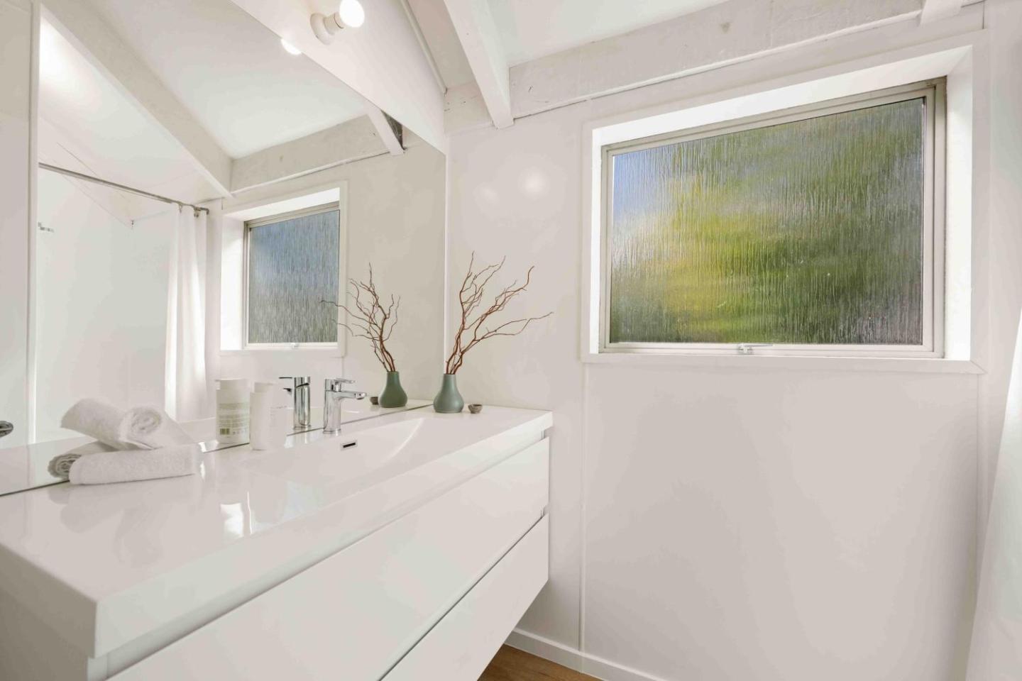 Lake And Mountain Views - 2 Living Areas - Sleeps 8 5