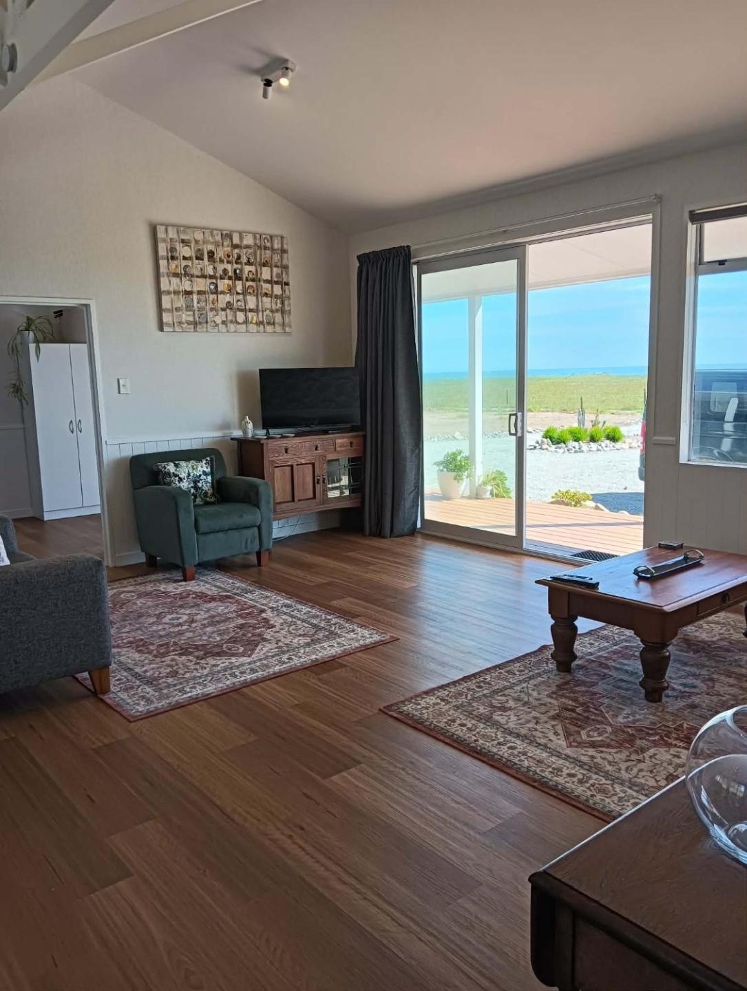 Beach House - Waimangaroa West Coast 5