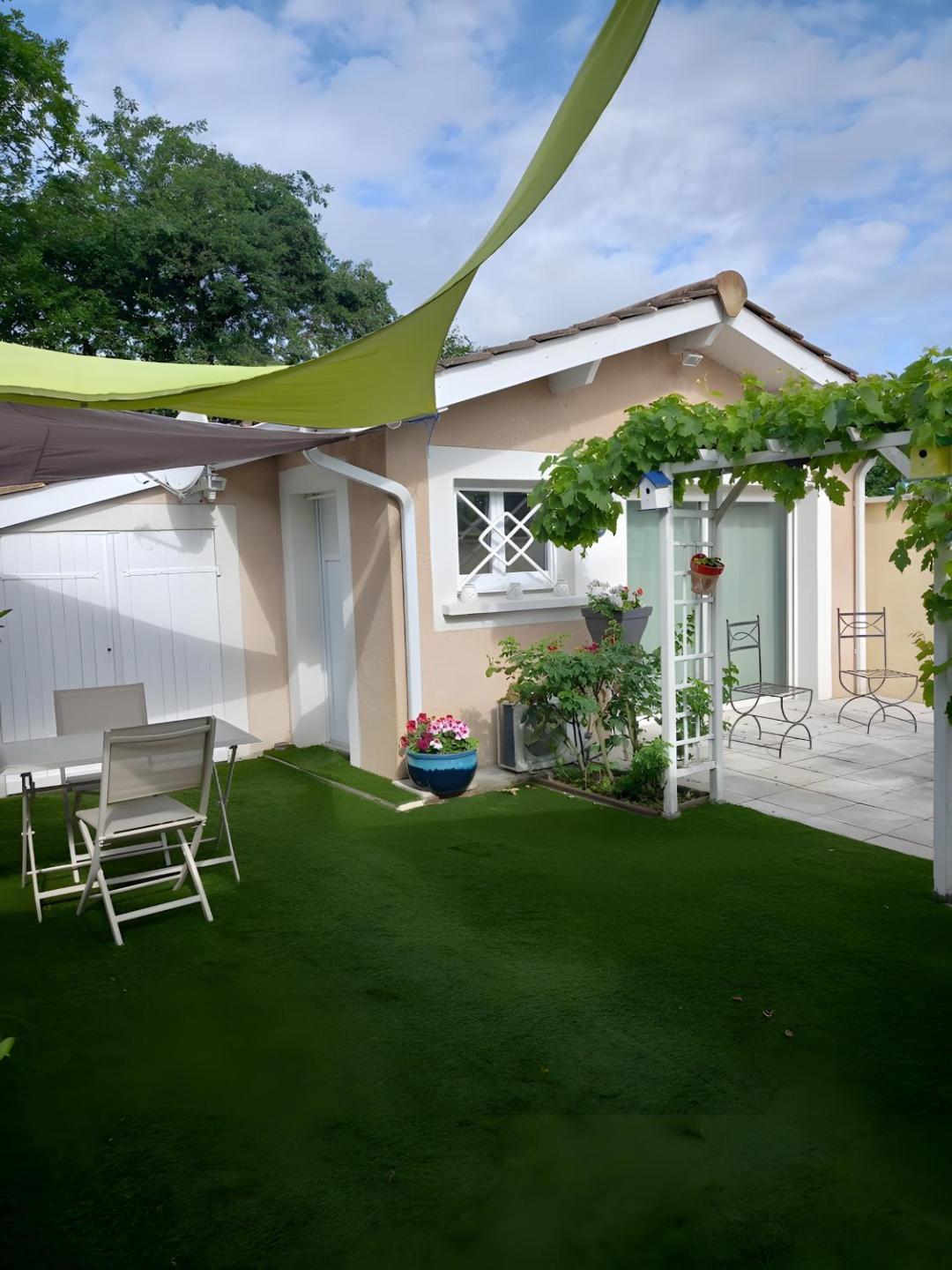 Bed and breakfast 1 chambre, avec jardin