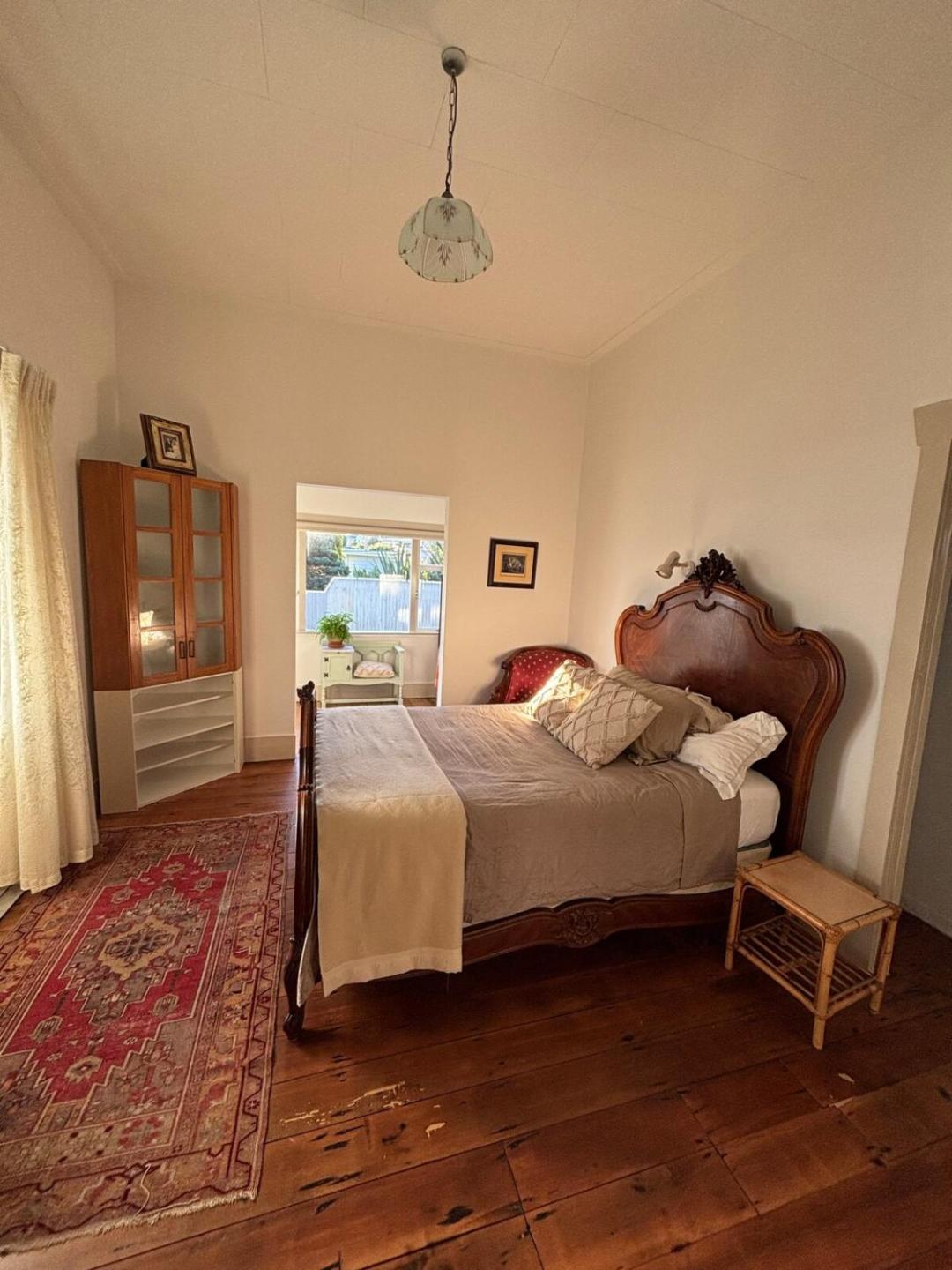 Timeless Villa On Parore 3