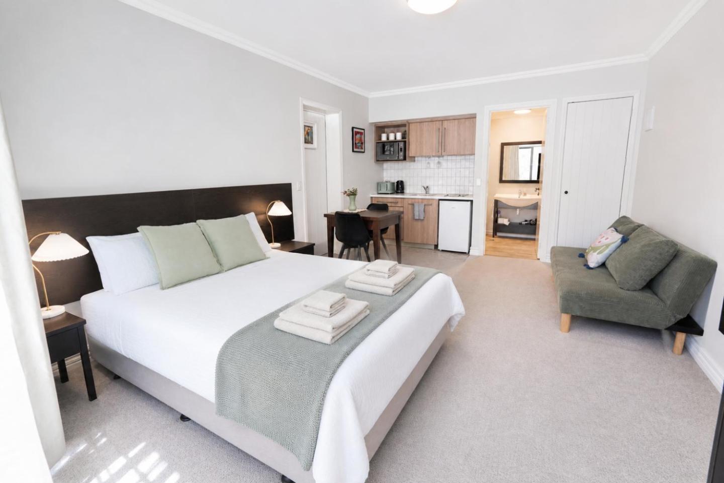 Alpine Cardrona By Aotearoa Escapes 3