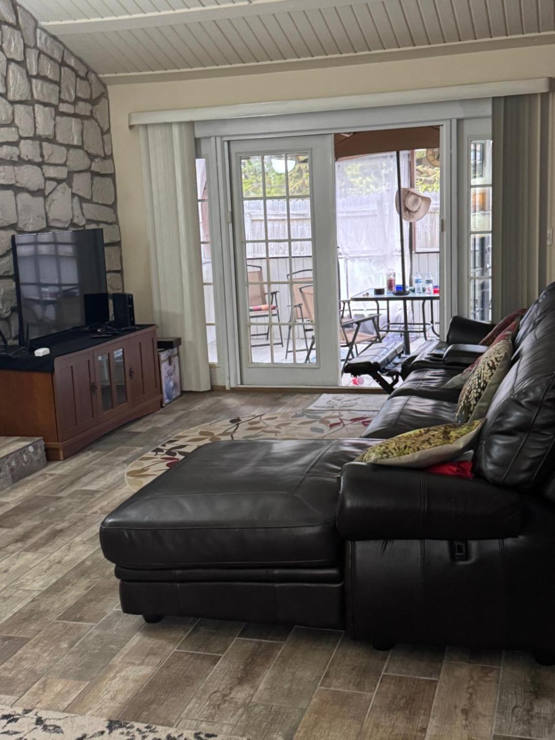 Bed and breakfast 1 bedroom, with jacuzzi