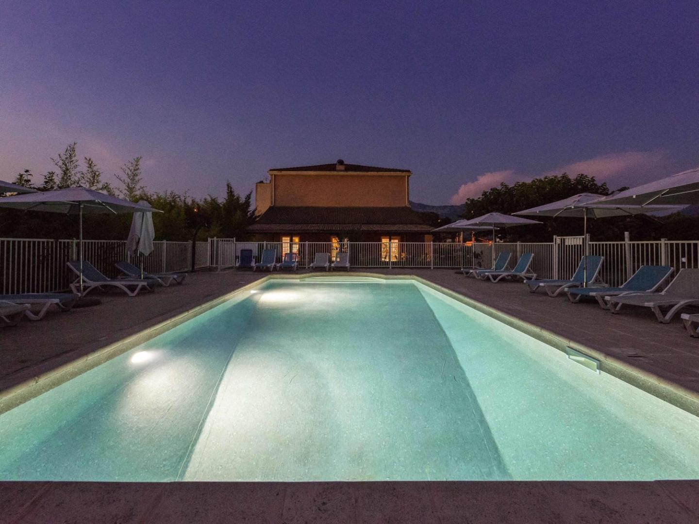 Hôtel avec piscine