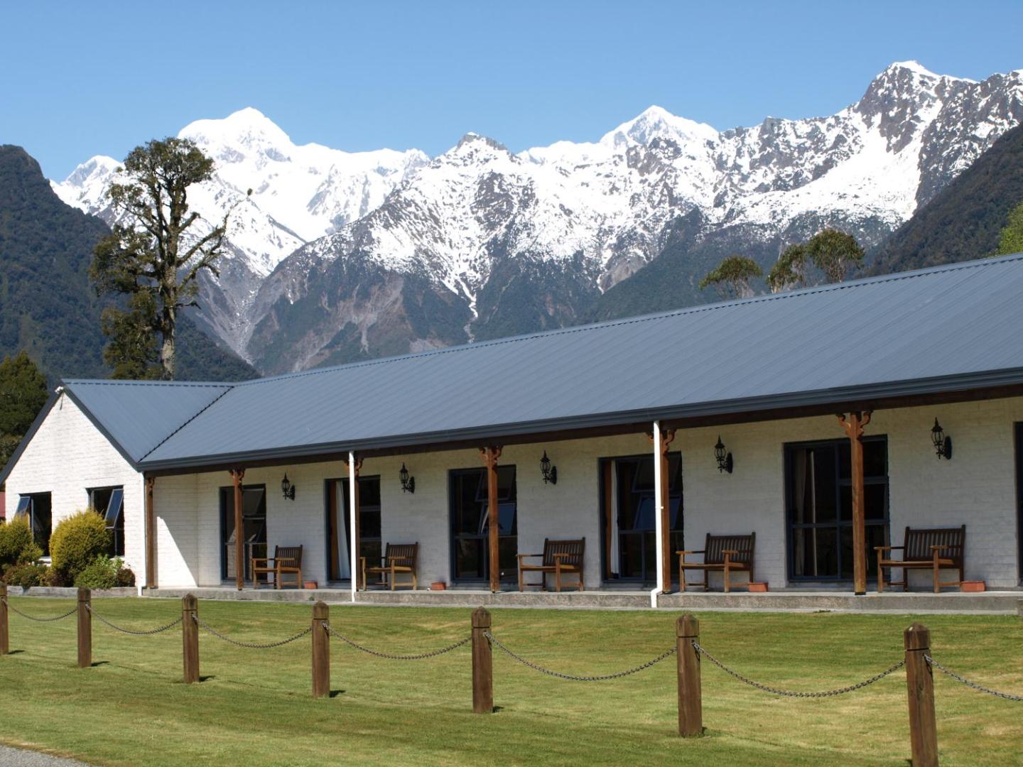 Mt Cook View Motel - Fox Glacier 1
