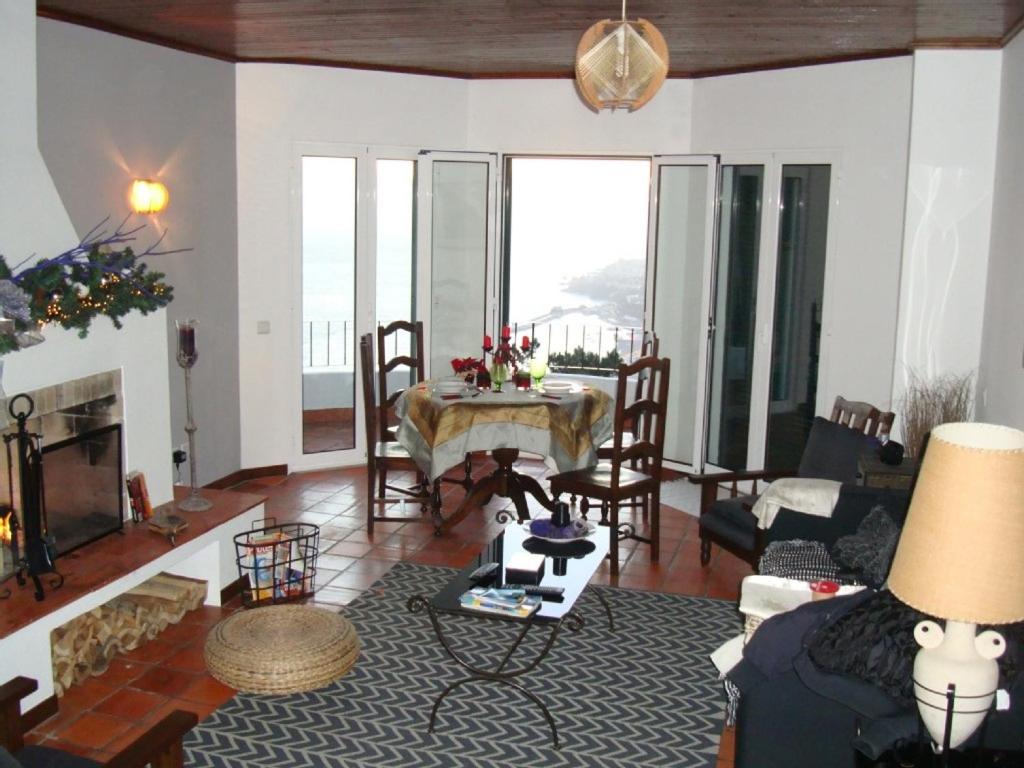 Apartamento Charmoso no Funchal, com grande Jardim e Vista Esplendida, Funchal