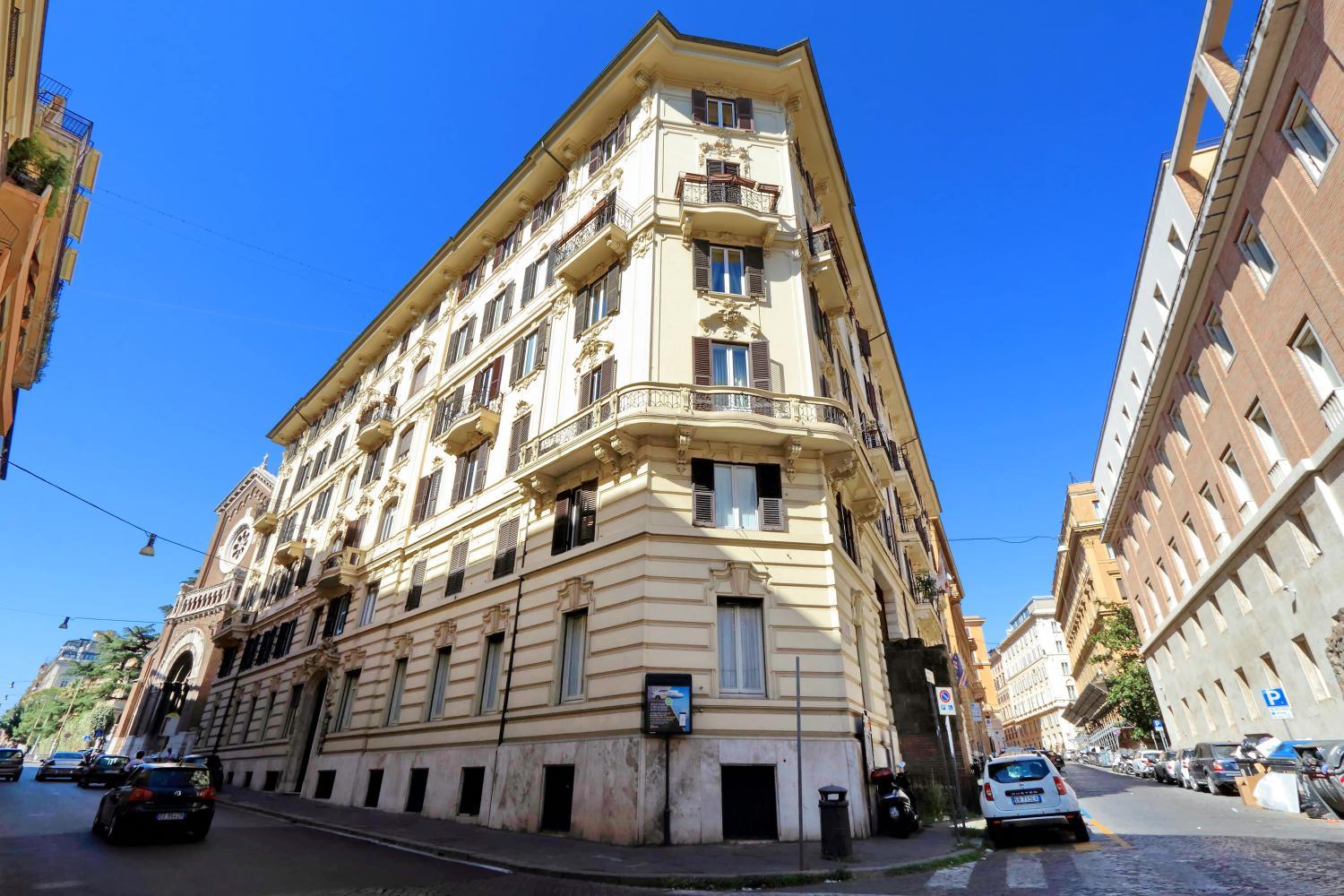 Others 4, Prestigious Apartment Via Veneto, Roma