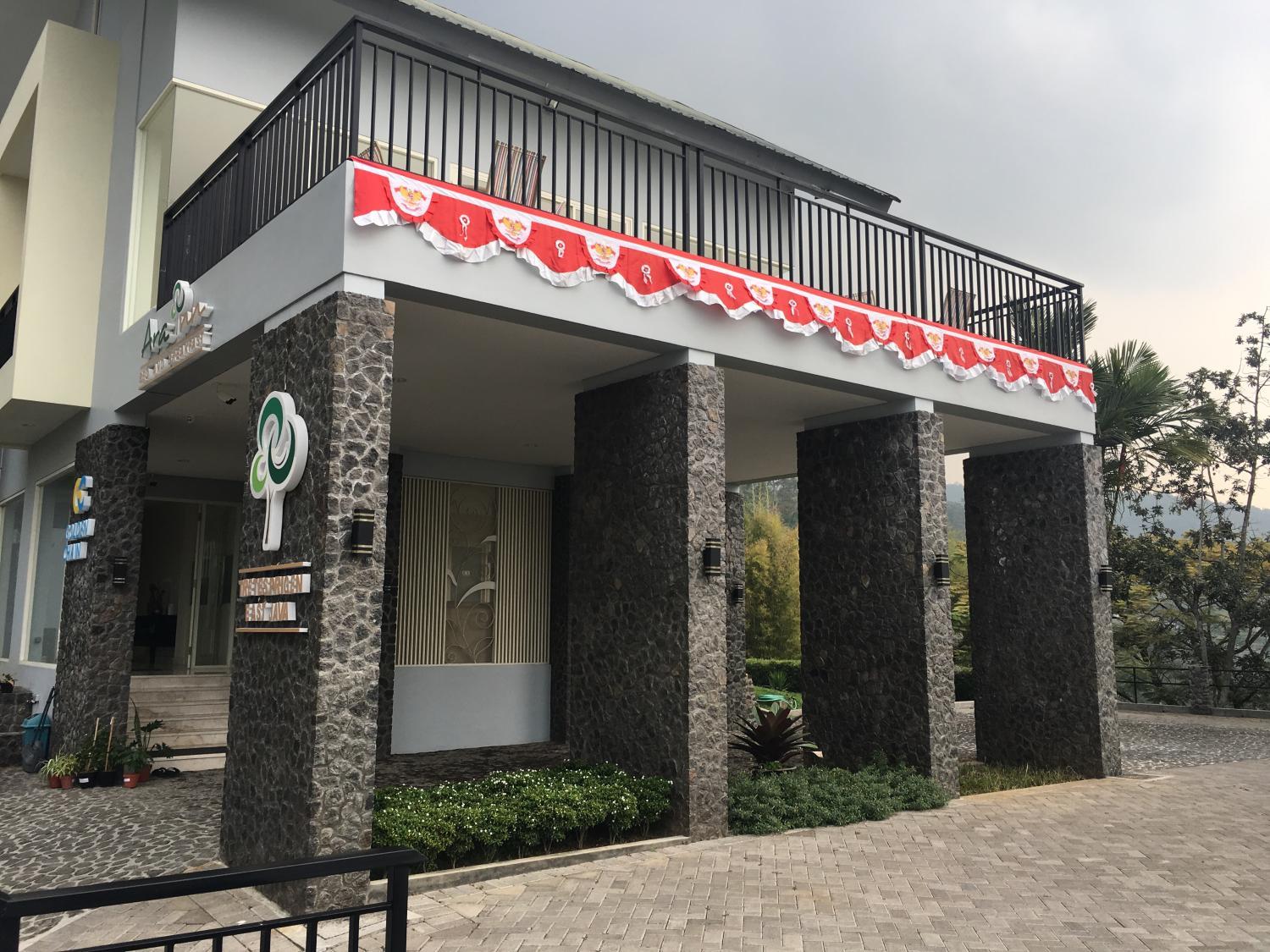 Exterior view, Ara Inn Tretes Prigen by ecommerceloka, Pasuruan