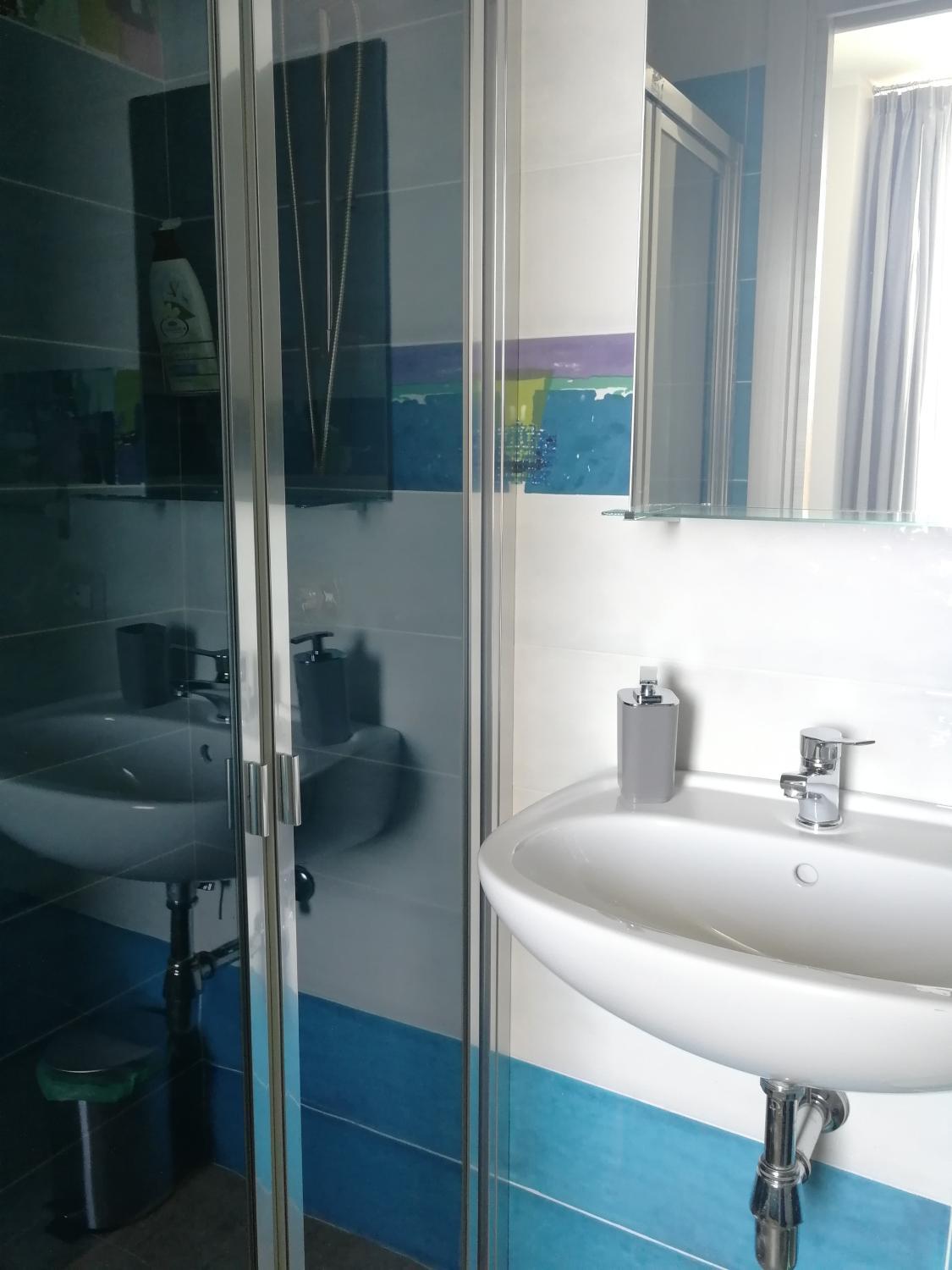 Bathroom 5, Casa Sannì, Napoli