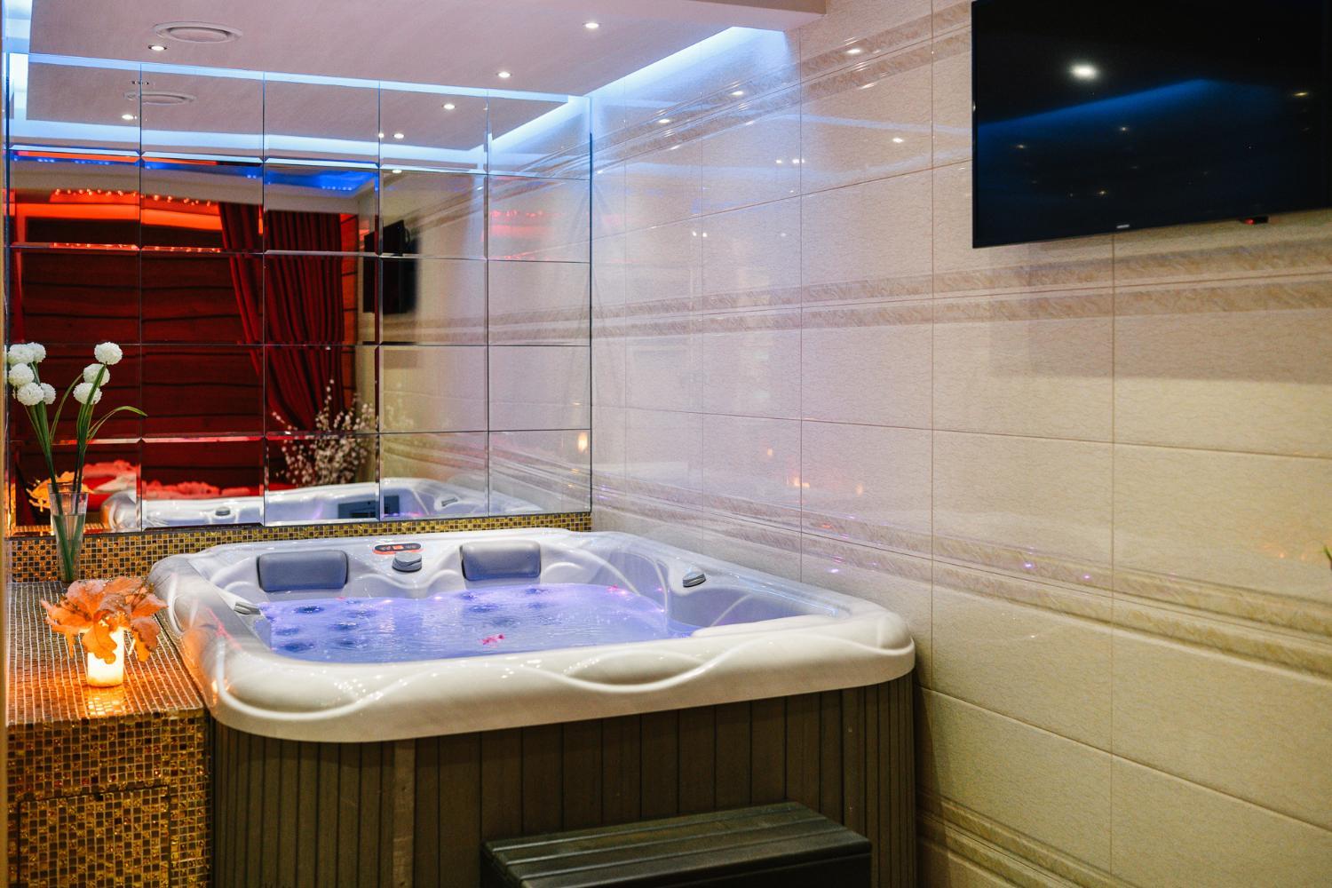 Hot tub 5, Wellness & Spa Hotel ACD