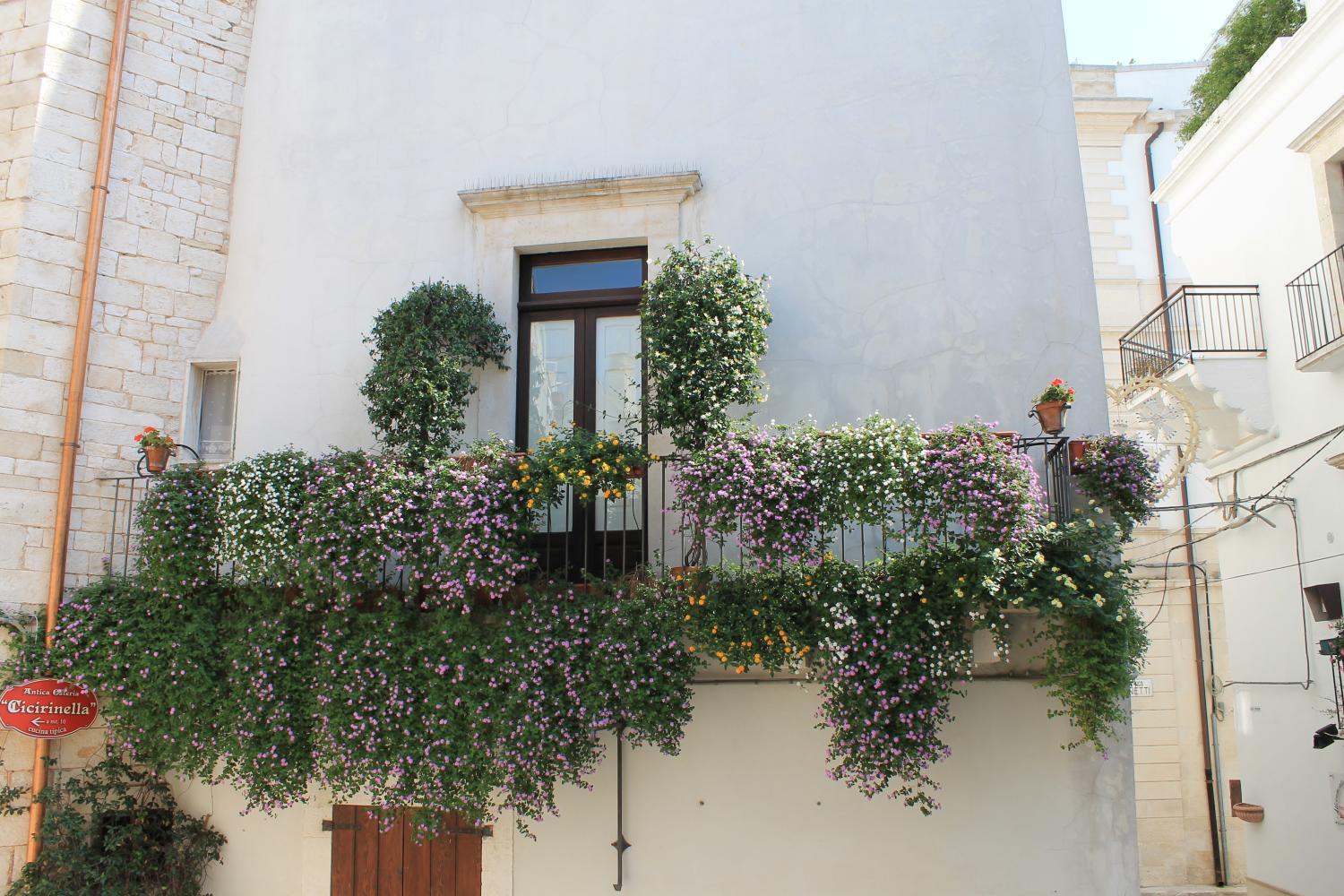 Others 4, Casa Riccardi, Bari