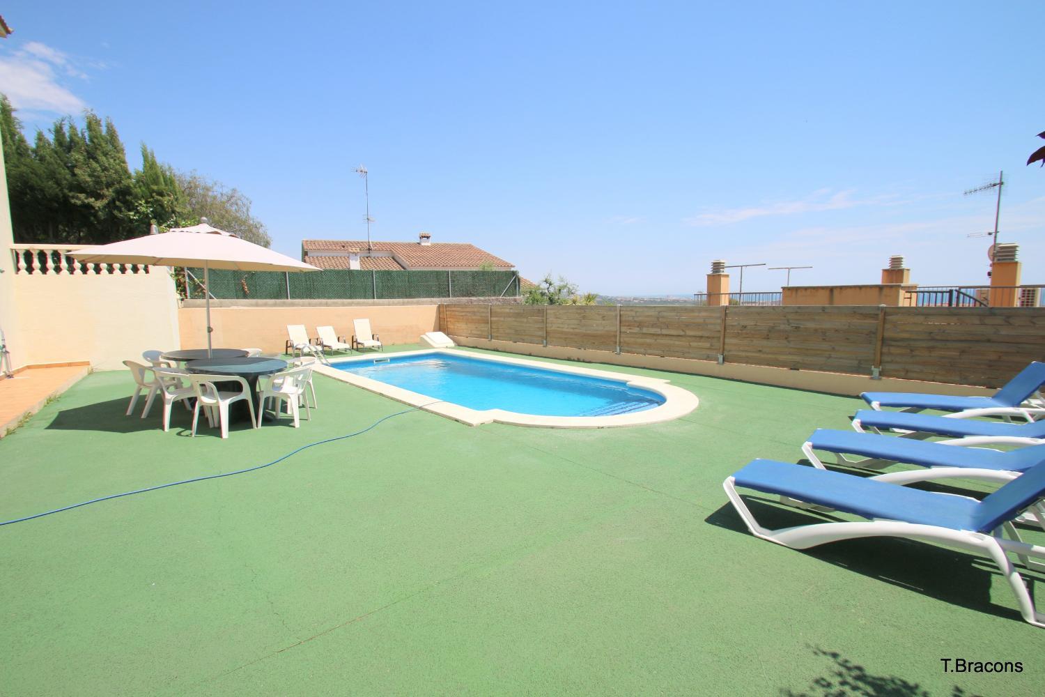 Swimming pool 5, Villa Vistamar, Tarragona