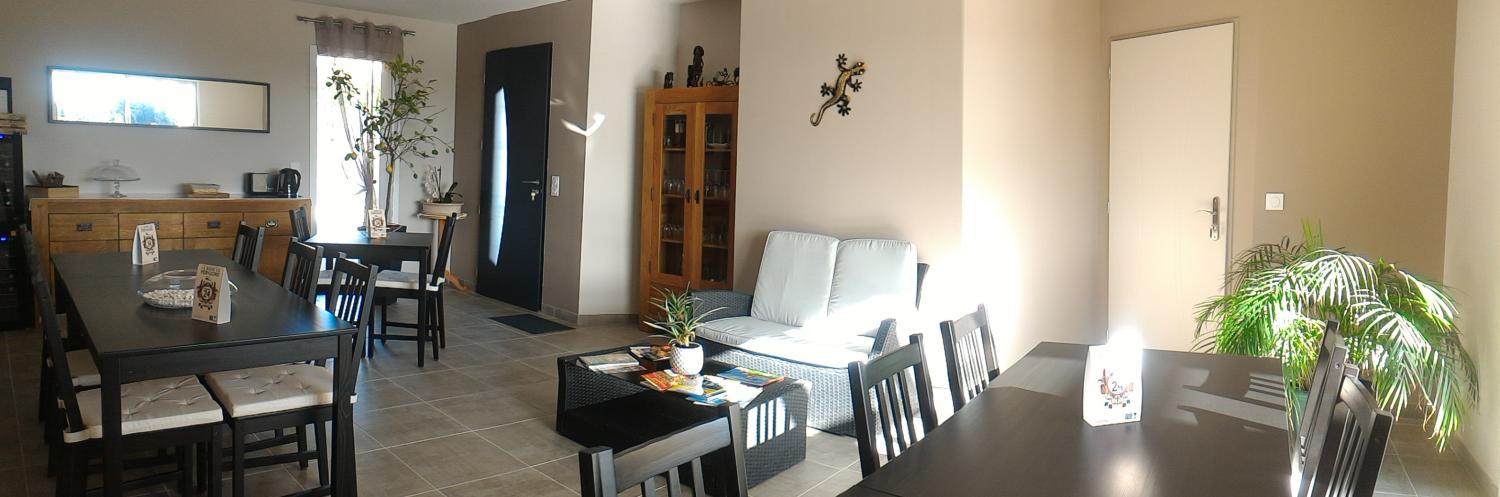 Facilities 4, La Sarlamandre, Chambres et table d'Hotes, Dordogne