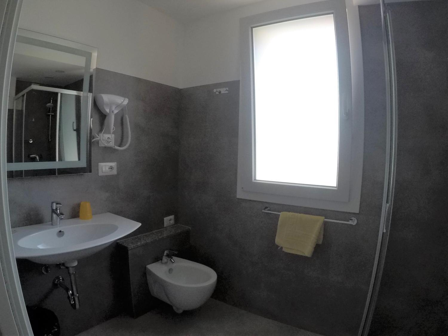 Bathroom 2, WeLLove, Rimini