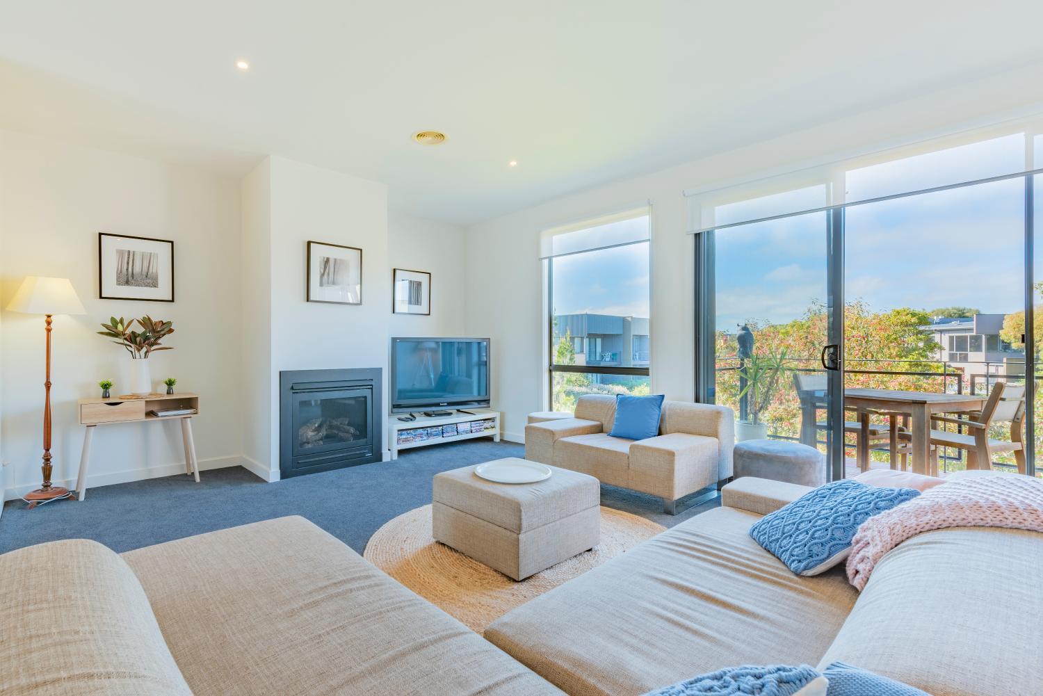 2, Comfy Coast Drive - 3 Bedroom Condo, Surf Coast - East