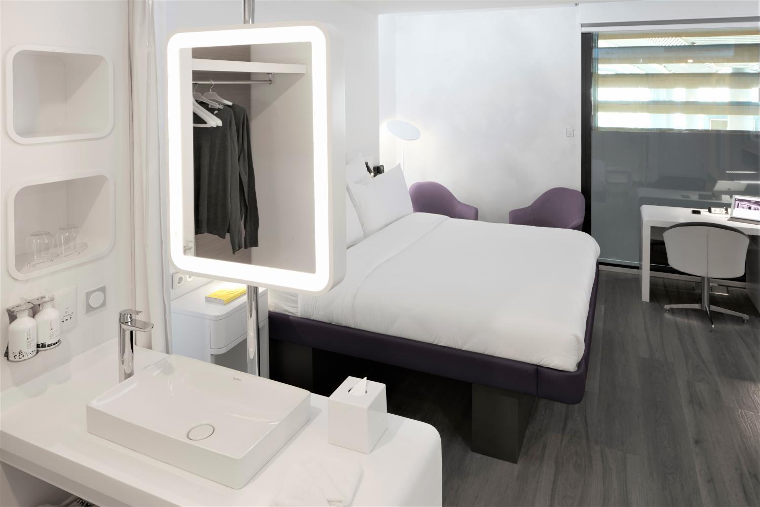 Bathroom, YOTEL Istanbul Airport (Landside), Arnavutkoy